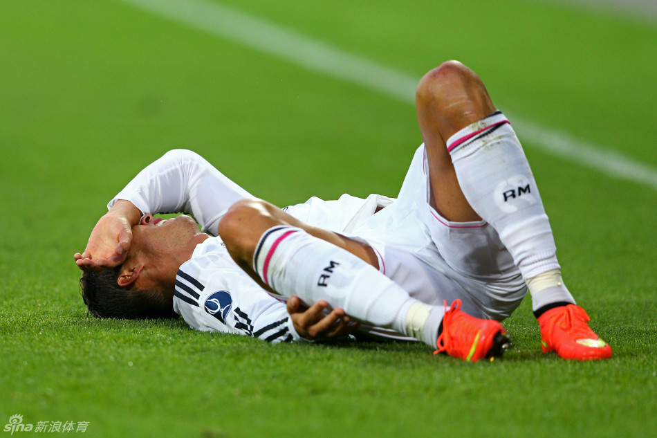 包含塞维利亚训练开放日；清晨防线松动引欢呼；欧超杯在即；心理建设被强调的词条-问鼎官网入口