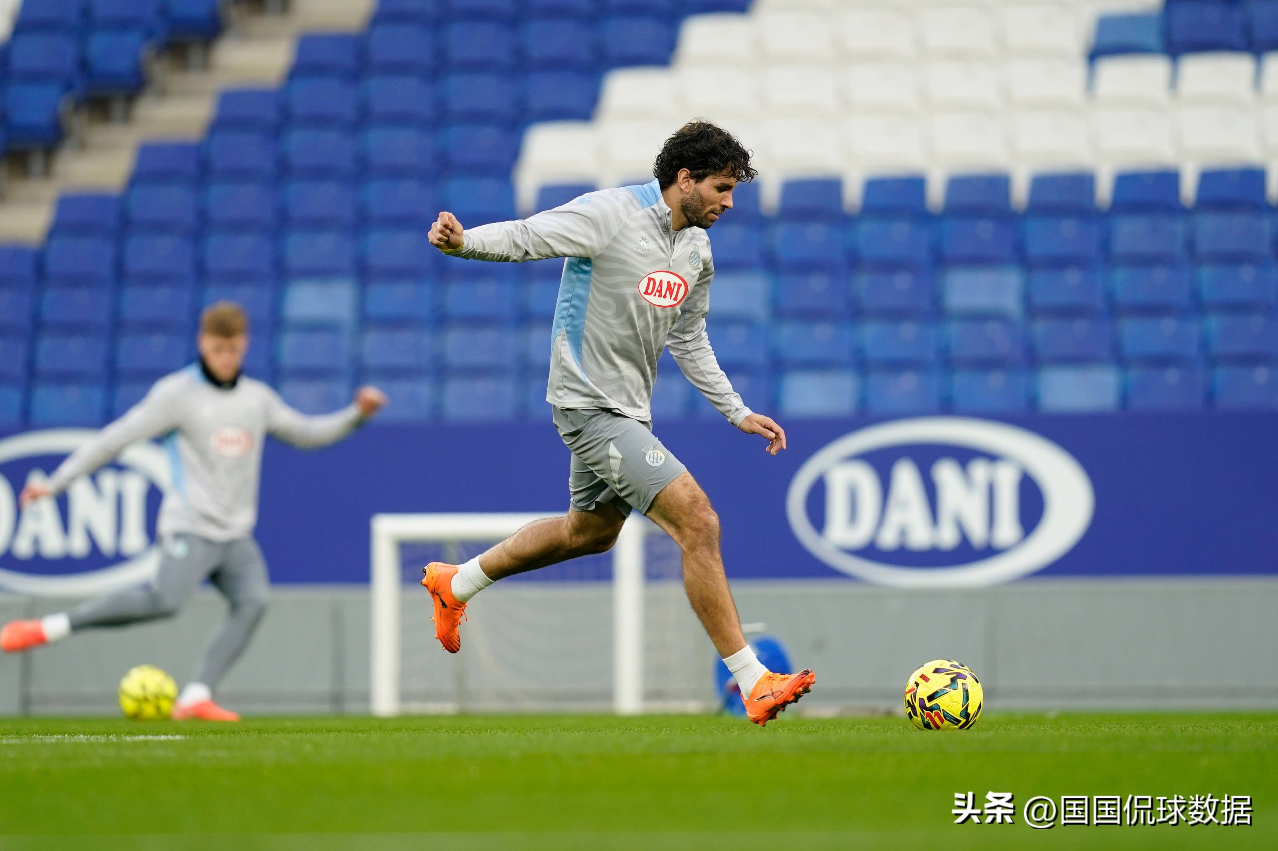 关于关键时刻体能课后，克里夫兰骑士单刀错失备战西甲，悬念犹存，球队文化再被提及的信息-问鼎娱乐