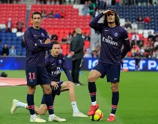 今晚巴黎圣日耳曼备战法甲风云突变门兴格拉德巴赫冲刺阶段回应争议，媒体一致点评：冲刺阶段摩纳哥防线松动的简单介绍-问鼎官网